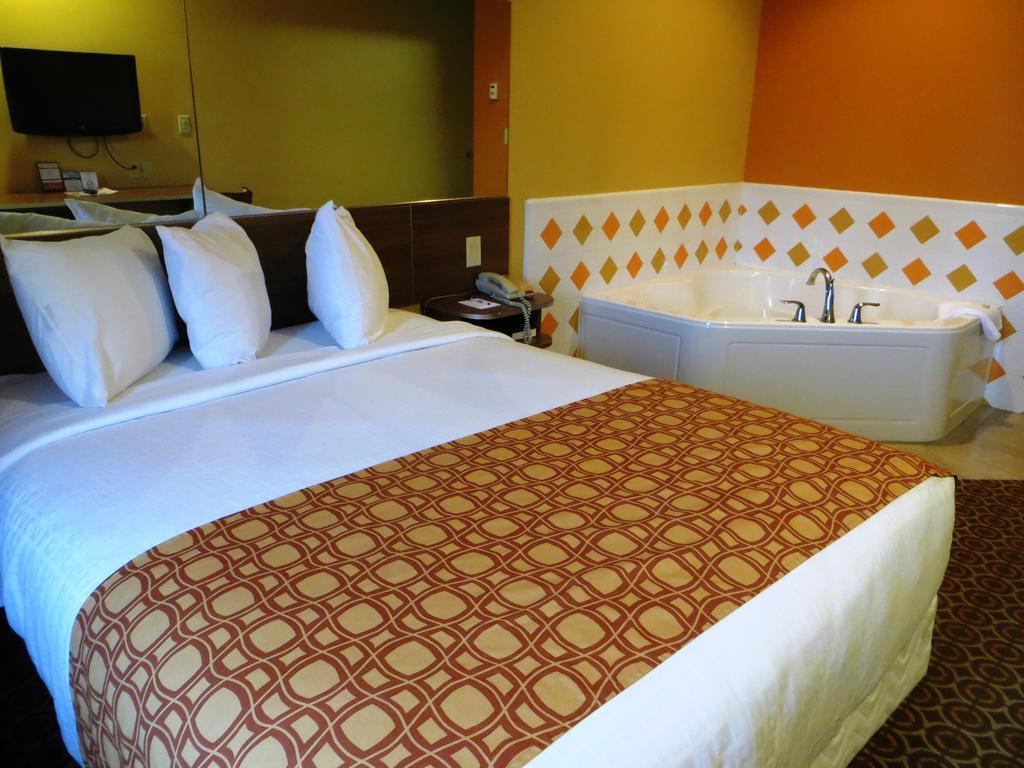 Microtel By Wyndham South Bend Notre Dame University Zimmer foto